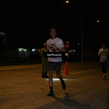 Runner Photo 7672778