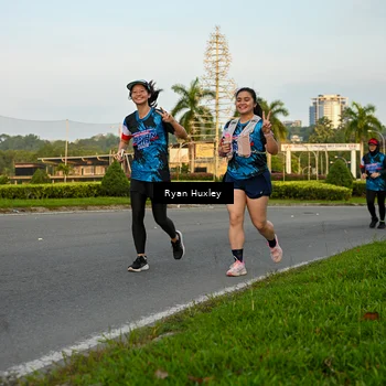 Runner Photo 7672783
