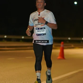 Runner Photo 7672804