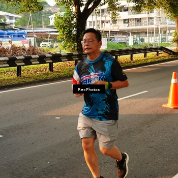 Runner Photo 7672811