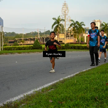Runner Photo 7672820