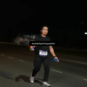 Runner Photo 7672822