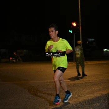 Runner Photo 7672827