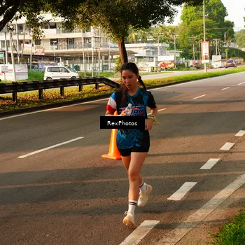 Runner Photo 7672846