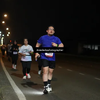 Runner Photo 7672864