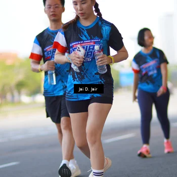 Runner Photo 7672873