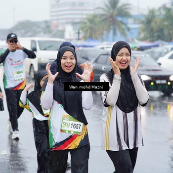 Runner Photo 7672884