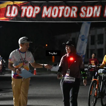 Runner Photo 7672885
