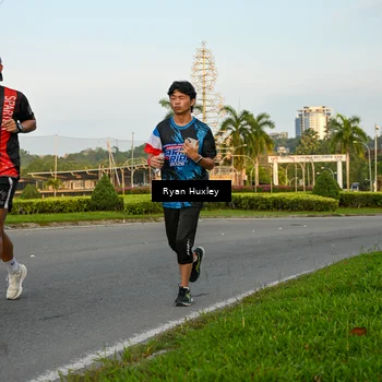 Runner Photo 7672889