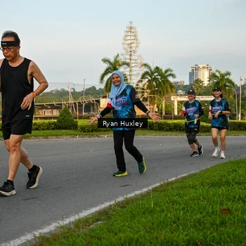 Runner Photo 7672897