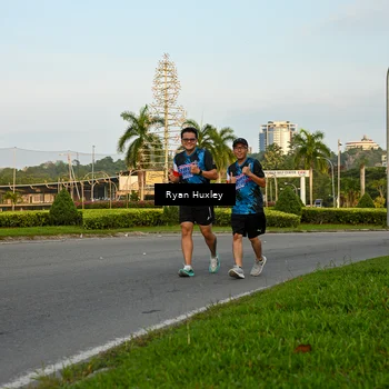 Runner Photo 7672901