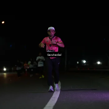 Runner Photo 7672905