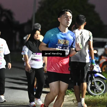 Runner Photo 7672909