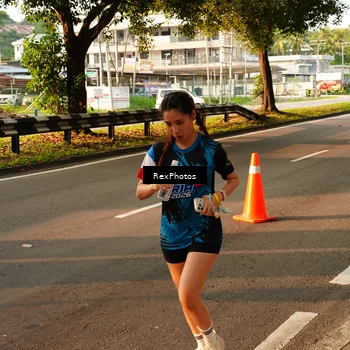 Runner Photo 7672911