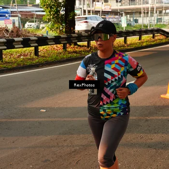 Runner Photo 7672913