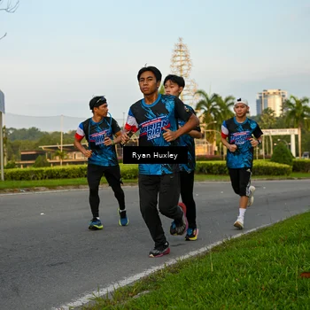 Runner Photo 7672923