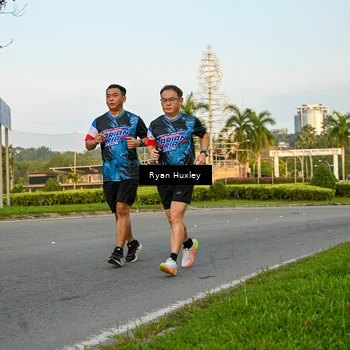 Runner Photo 7672929