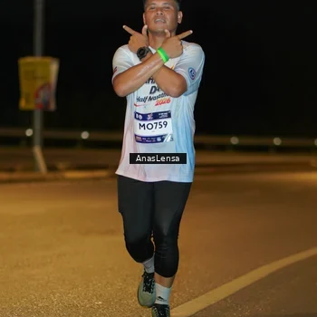 Runner Photo 7672937