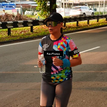Runner Photo 7672938