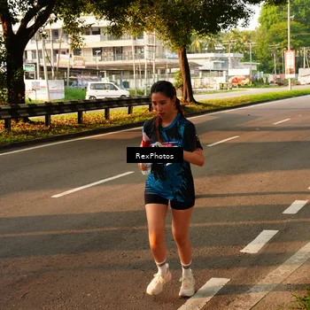 Runner Photo 7672944