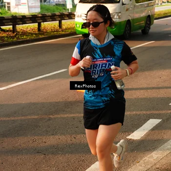 Runner Photo 7672947