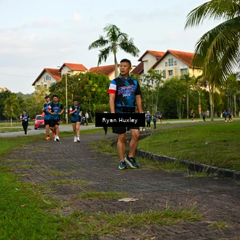 Runner Photo 7672948