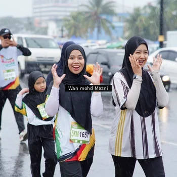 Runner Photo 7672953