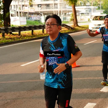 Runner Photo 7672954