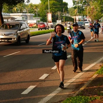 Runner Photo 7672968