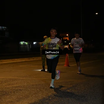 Runner Photo 7672974