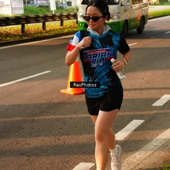 Runner Photo 7672976