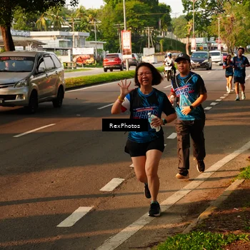 Runner Photo 7672981