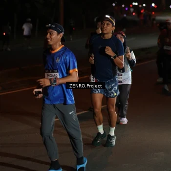 Runner Photo 7672984