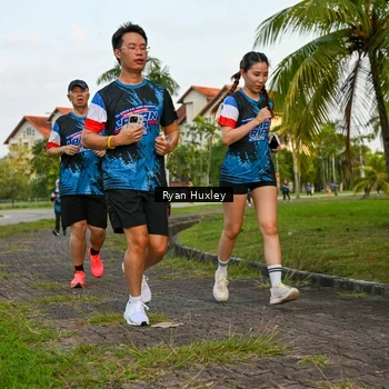 Runner Photo 7672996