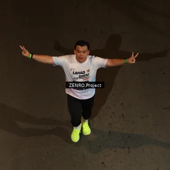Runner Photo 7673008