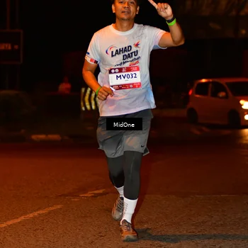 Runner Photo 7673011