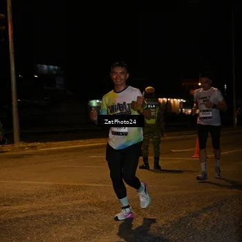 Runner Photo 7673021