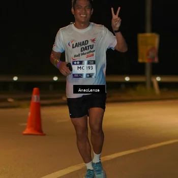 Runner Photo 7673027