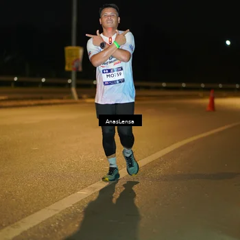 Runner Photo 7673040