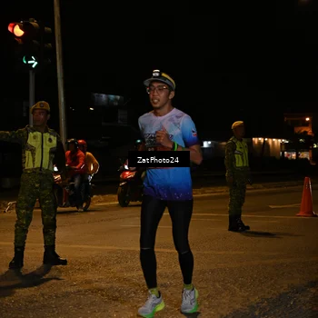 Runner Photo 7673042