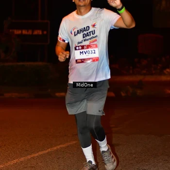 Runner Photo 7673044