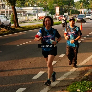 Runner Photo 7673063