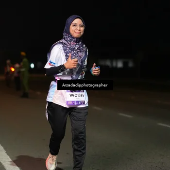 Runner Photo 7673067
