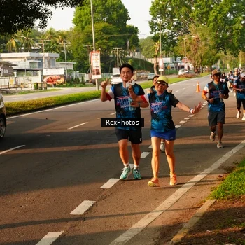 Runner Photo 7673070
