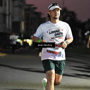 Runner Photo 7673079