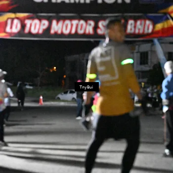 Runner Photo 7673085