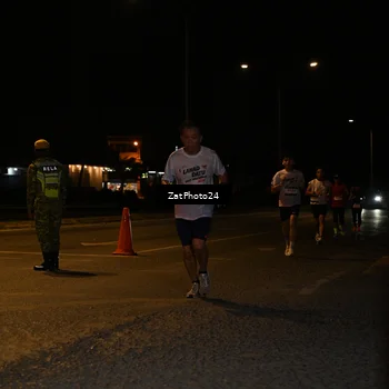 Runner Photo 7673094