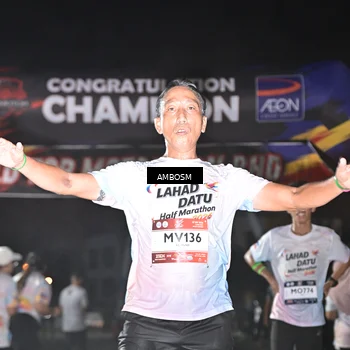 Runner Photo 7673096
