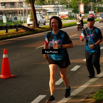 Runner Photo 7673097
