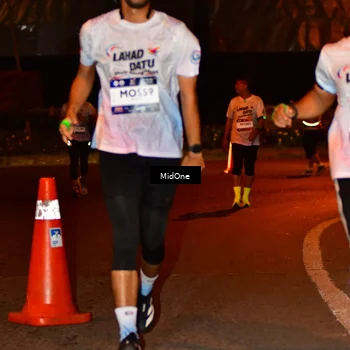 Runner Photo 7673102